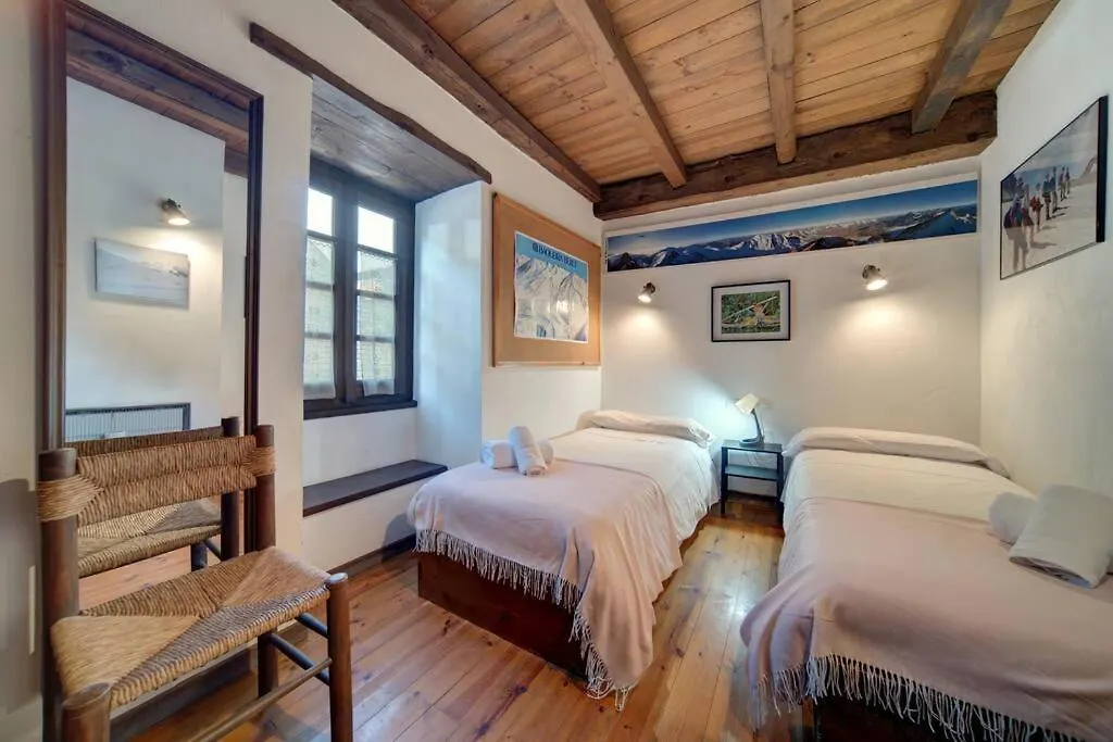 Chalet Aranes Santa Maria Cerca De Baqueira-Beret By Eth Floc Tredos 0*,